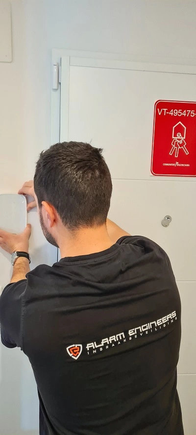 Installatie van alarm installatie